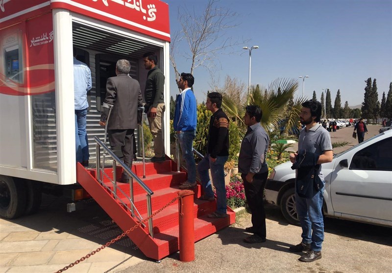 شیراز|خدمات مناسب بانک‌ها در شیراز رضایت مسافران نوروزی را جلب کرد