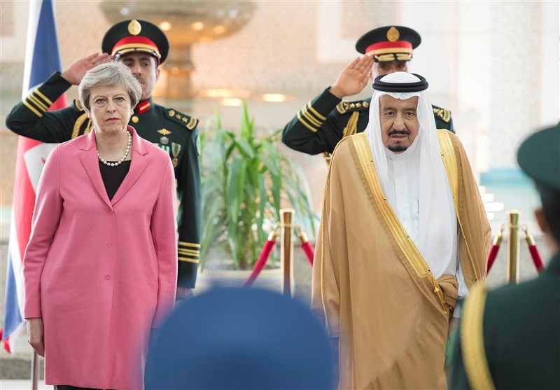 PM May Gets Top Saudi Honor as British Bombs Rain on Yemen Civilians