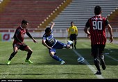 لیگ برتر فوتبال| تساوی مشکی‌پوشان و استقلال خوزستان در نیمه نخست