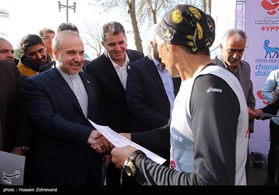 Tehran Hosts First International Marathon