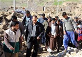 تولیت آستان قدس رضوی در مناطق زلزله زده خراسان رضوی حضور یافت