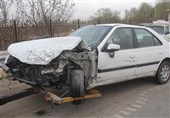 تصادف در محور نورآباد - شیراز 5 مصدوم و 2 فوتی بر جای گذاشت‌