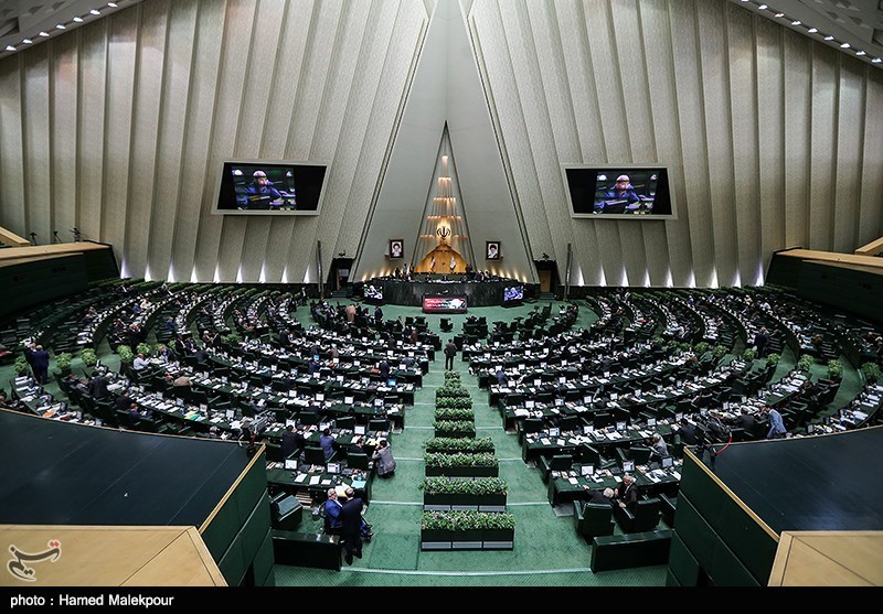 &quot;حسن کامران&quot; به عنوان نماینده مردم اصفهان راهی بهارستان شد