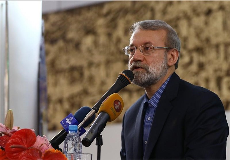 لاریجانی در مراسم افتتاح باغ کتاب تهران سخنرانی می‌کند