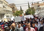 طلاب جامعة دمشق قالوا کلمتهم ضد العدوان الأمریکی على بلادهم + صور