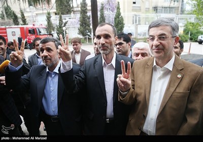 احمدی‌نژاد و بقایی داوطلب انتخابات ریاست‌جمهوری شدند + تصاویر