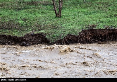 أمطار غزیرة وسیول فی مدینتی تبریز وارومیة شمال غربی ایران