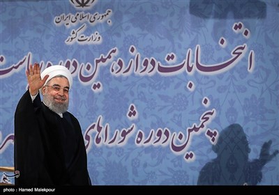 ثبت نام حسن روحانی در انتخابات ریاست جمهوری