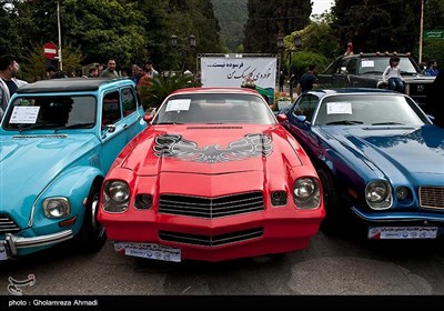 گردهمایی خودروهای کلاسیک در بهشهر