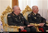 دیدار وزیردفاع آذربایجان با شمخانی