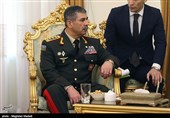 دیدار وزیردفاع آذربایجان با شمخانی