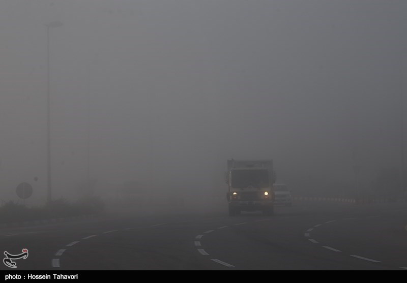 &quot;مه غلیظ&quot; پروازهای فرودگاه بوشهر را با تاخیر مواجه کرد