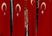 مستقبل ترکیا عقب فوز اردوغان &quot;الهش&quot; فی الاستفتاء
