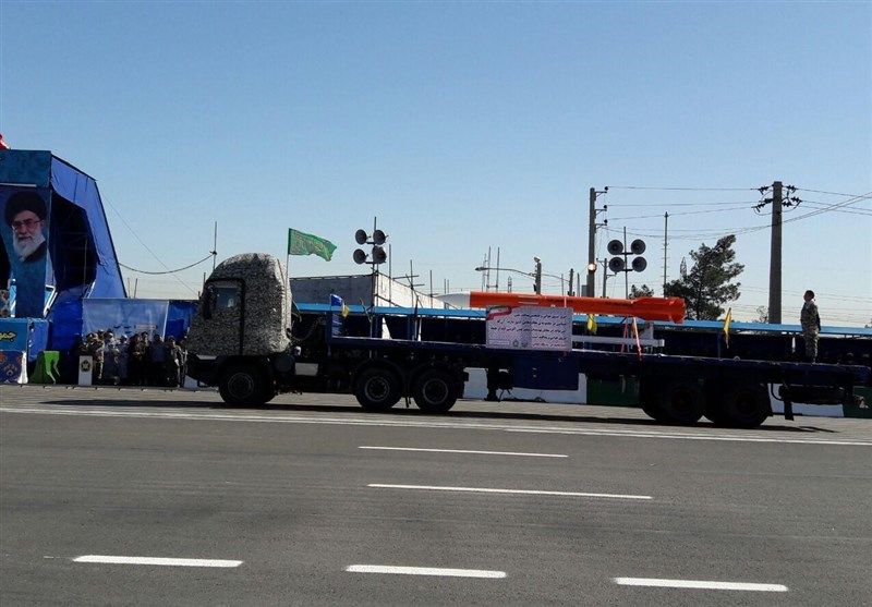 Iran Displays Sayyad-3 Long-Range Missile in Parade