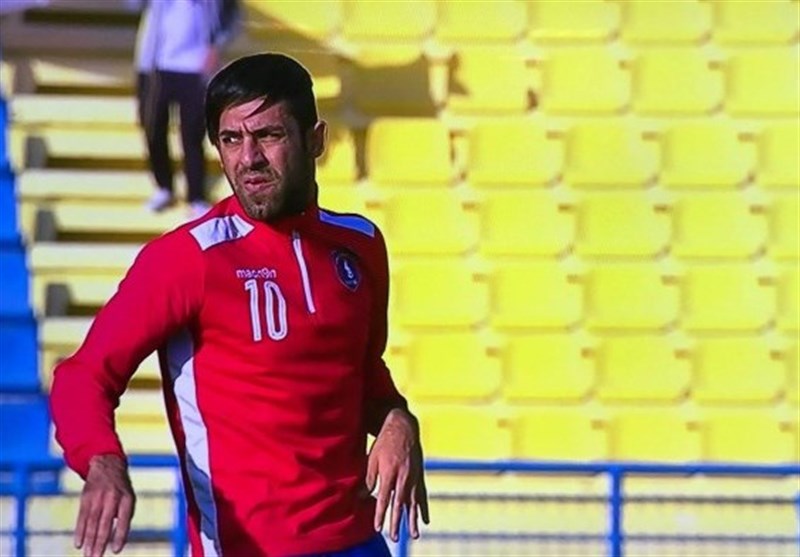زهیوی: حضورم در بازی با قطر قطعی نیست/ هیچ تصمیمی برای فصل بعد نگرفته‌ام