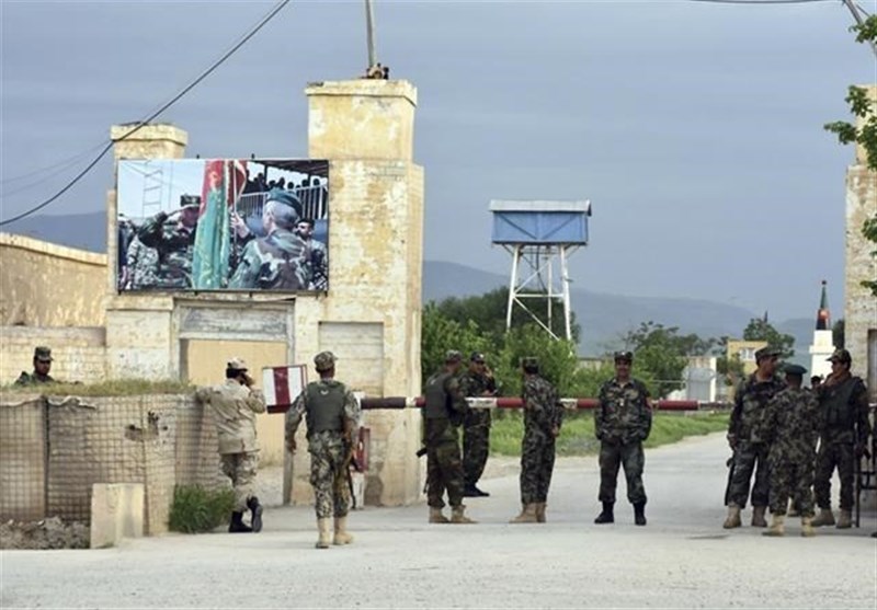افزایش تلفات حمله طالبان به پایگاه ارتش در شمال افغانستان به 135 کشته و 63 زخمی