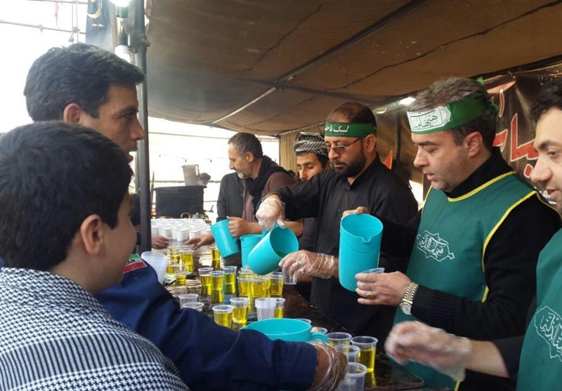 روزانه 30 هزار وعده غذایی بین زائران اربعین در کرمانشاه توزیع می‌شود