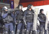 درگیری معترضان و پلیس فرانسه در روز قبل از انتخابات+ تصاویر