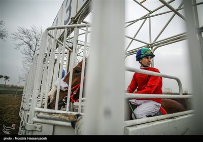 Gonbad-e Kavus Plays Host to Iran’s Spring Horse Racing Competition
