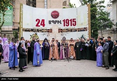 Congregation in Tehran Remember Armenian Killings of 1915
