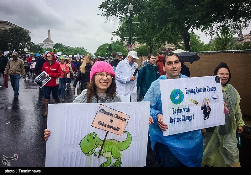 تظاهرات محققان آمریکایی در مقابل کاخ سفید