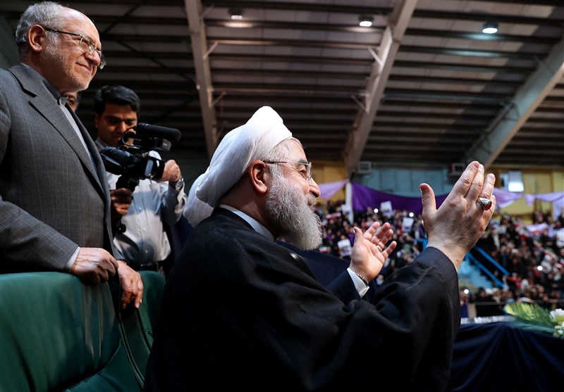 روحانی: 98 هم کالاهای اساسی را با دلار 4200 تومانی تامین می‌کنیم