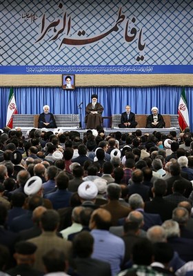 Leader Meets Iranian Officials, Muslim Countries’ Ambassadors on Eid al-Mab’ath 