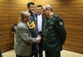 ایران و سریلانکا برای گسترش همکاری‌های دفاعی توافق کردند