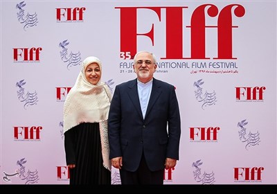 محمدجواد ظریف وزیر امور خارجه و همسرش در مراسم اختتامیه سی و پنجمین جشنواره جهانی فیلم فجر