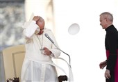 پاپ‌های قدرت‌طلبی که با پول مردم با یکدیگر جنگیدند + تصاویر