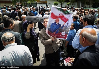 تبلیغات نامزدهای دوازدهمین دوره انتخابات ریاست جمهوری پس از نماز جمعه تهران