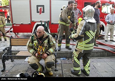 آتش سوزی در پاساژ مهستان تهران