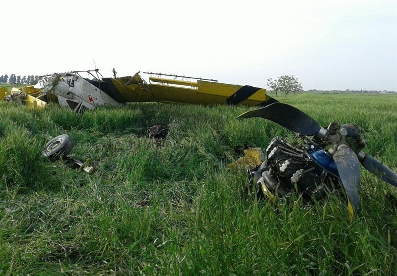 سقوط هواپیمای سم‌پاش در علی‌آباد کتول/خلبان مجروح شد