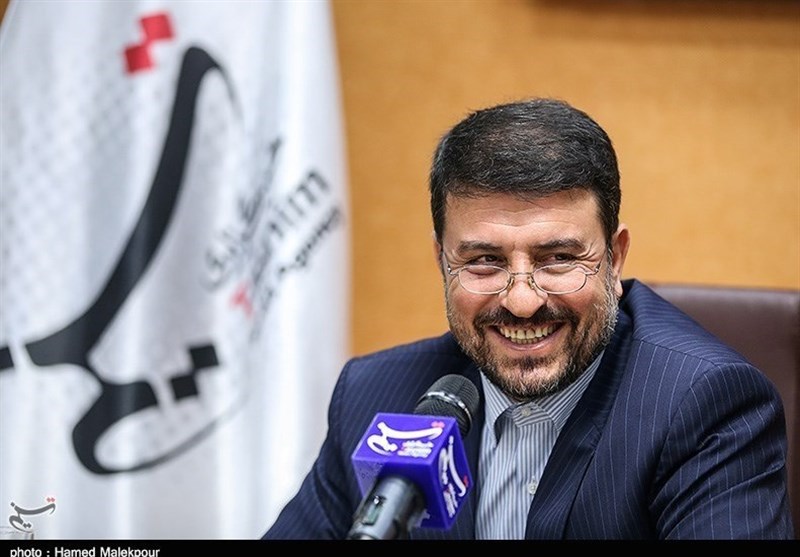 نمی‌توان به کسی که 4 سال نمره قبولی نگرفته دوباره فرصت داد‌