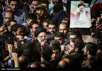 ورود حجت‌الاسلام سیدابراهیم رئیسی به اولین همایش حامیان مردمی در تهران