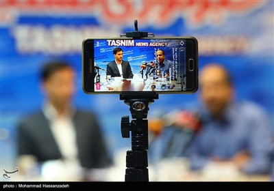 مناظره حامیان سیدابراهیم رئیسی و حسن روحانی در خبرگزاری تسنیم