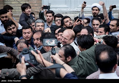 Supporters of Qalibaf Hold Mass Meeting in Tehran