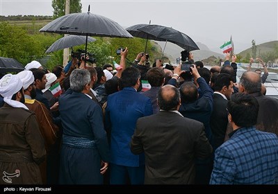 Raisi Goes to Kurdistan in Race for Presidency