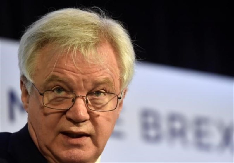 Brexit Secretary Davis Warns Britain Will Walk Out of Talks If EU Demands €100 Billion