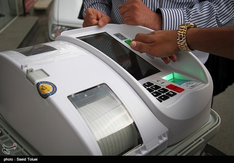 131 صندوق الکترونیکی رای‌گیری در بوشهر و برازجان نصب شد