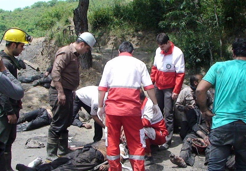 وزیر کار و نمایندگان هیئت دولت به محل حادثه معدن آزادشهر اعزام شدند
