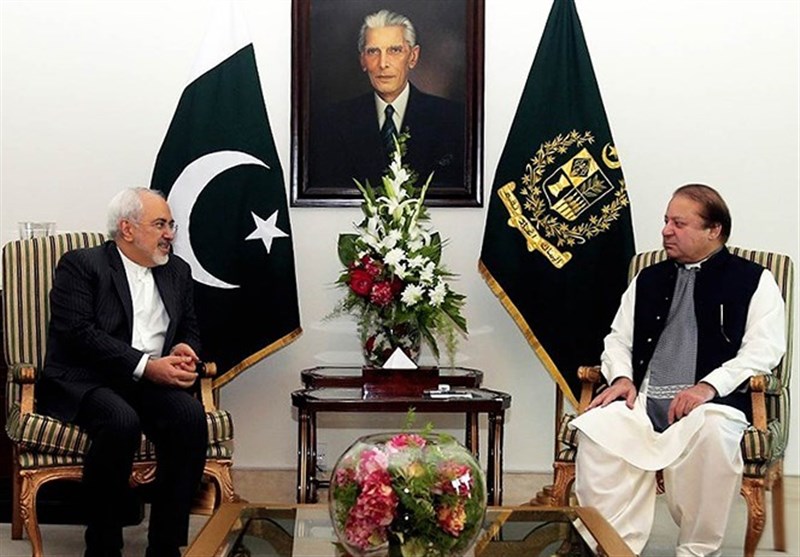 وزیراعظم پاکستان اور ایرانی وزیر خارجہ کی ملاقات، دوطرفہ امور پر تبادلہ خیال