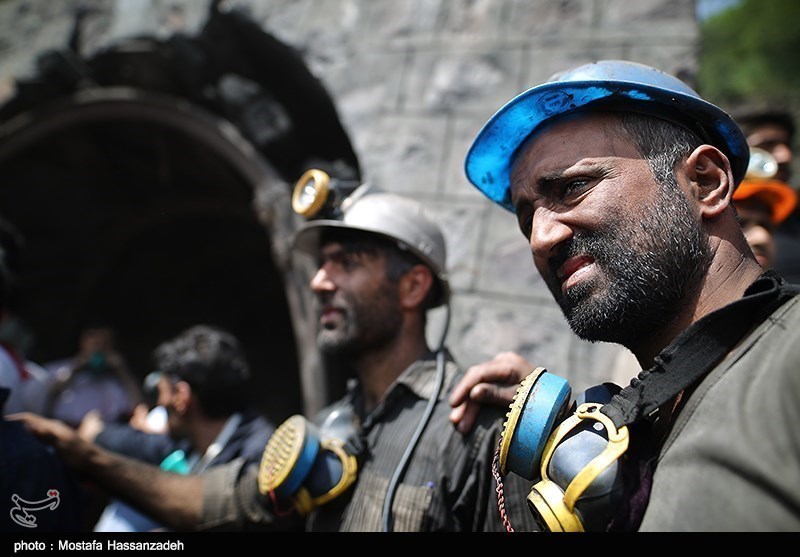 تیم امداد و نجات طبس برای امدادرسانی به معدن کاران گلستان اعزام شد