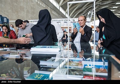 چهارمین روز سی‌امین نمایشگاه بین المللی کتاب تهران