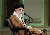 Leader Urges Upgrading Islamic-Iranian Paradigm of Progress
