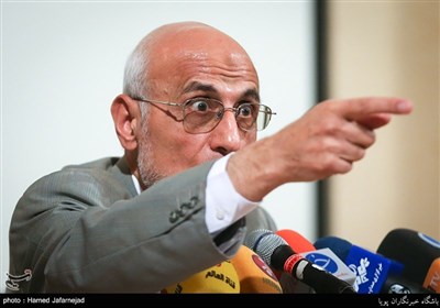 Iran Presidential Candidate Mirsalim Speaks at Tehran University