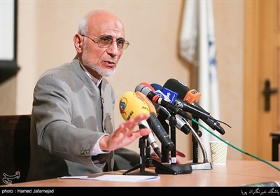 Iran Presidential Candidate Mirsalim Speaks at Tehran University