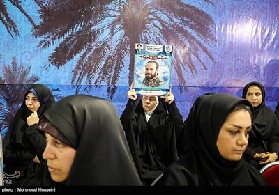 People Greet Presidential Candidate Raisi in Ahwaz