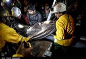 آخرین جسد از معدن آزادشهر خارج شد/عملیات آواربرداری همچنان ادامه دارد