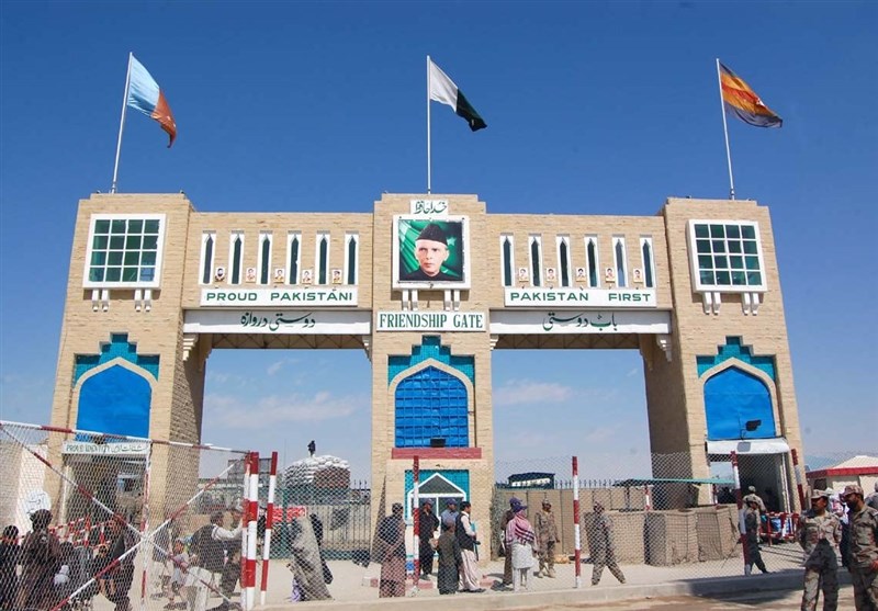 پاک افغان بارڈر کھول دیا گیا تجارتی سرگرمیاں اور نیٹو فورسز سپلائی بحال